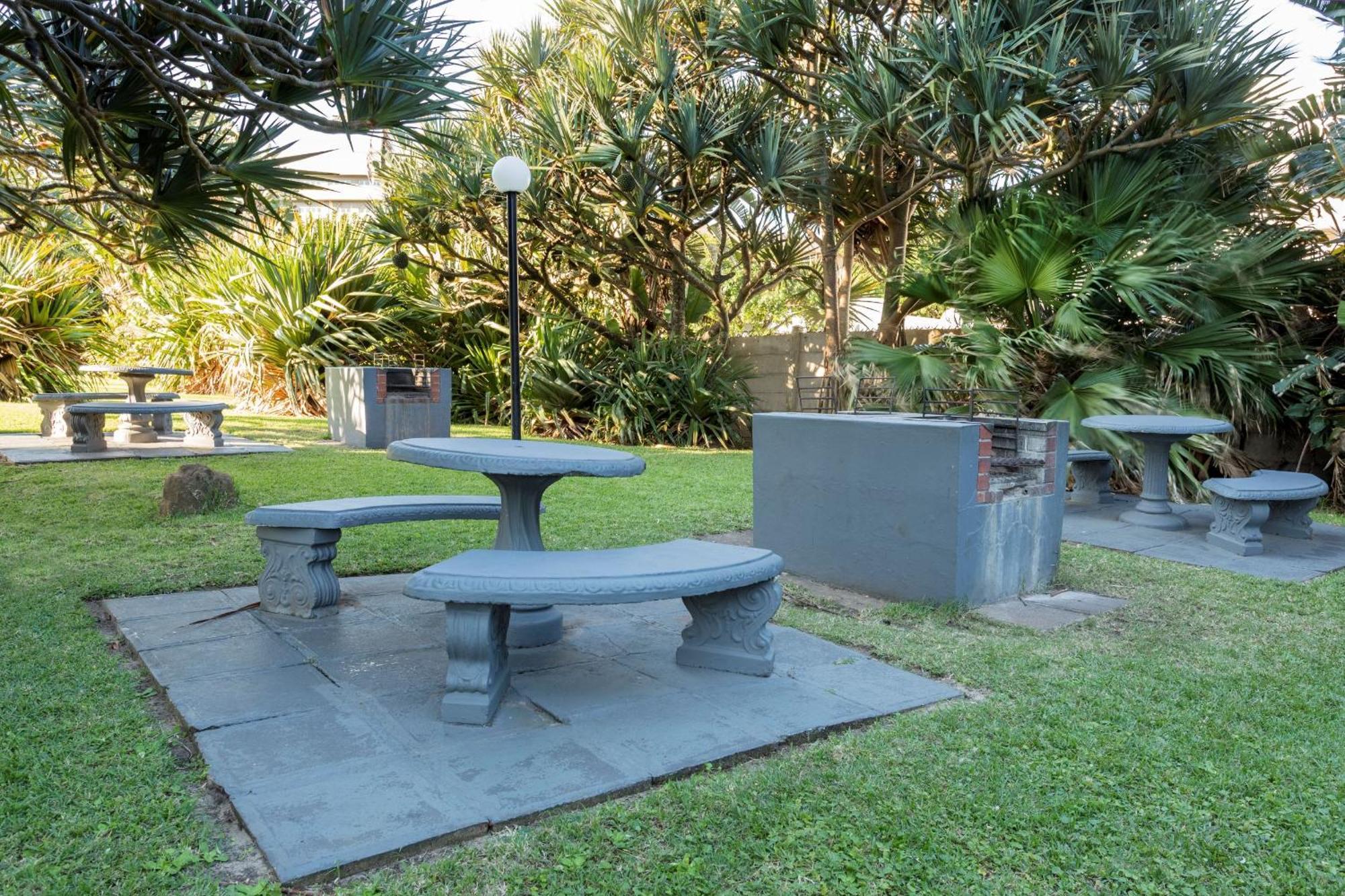 Apartment La 803 *