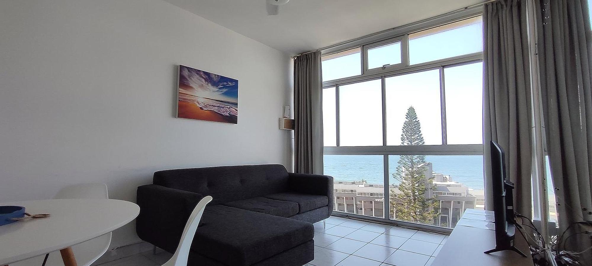 La 803 Apartment